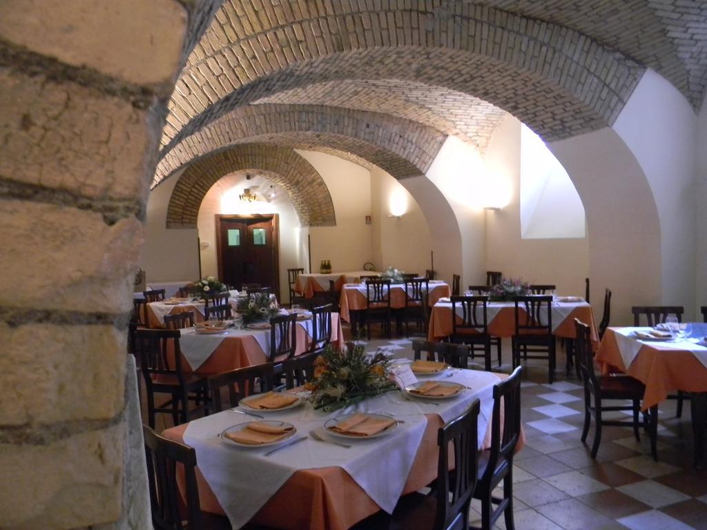 ホテル Domus Carmelitana ローマ エクステリア 写真